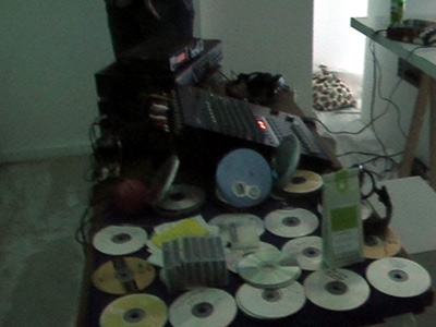 http://www.privatelektro.de/bilder/07_03SplitRelease/Split_Release_Party-006.jpg