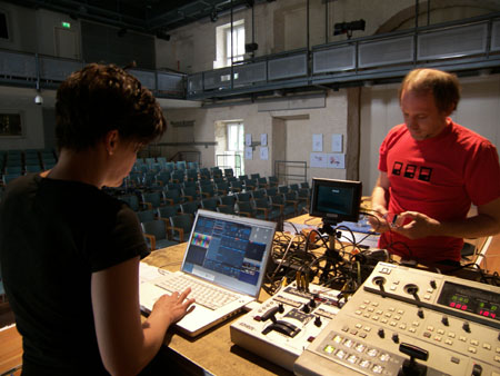 http://www.privatelektro.de/bilder/LOB_Rheinsberg/Visual_team_preparing.jpg